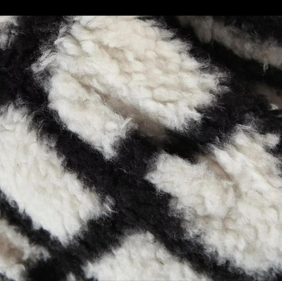 Chic Coats Fashion Long Plaid Faux Fur Jacket Coat Women - Picture 8 of 9